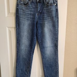 Judy Blue Slim Fit Size 9